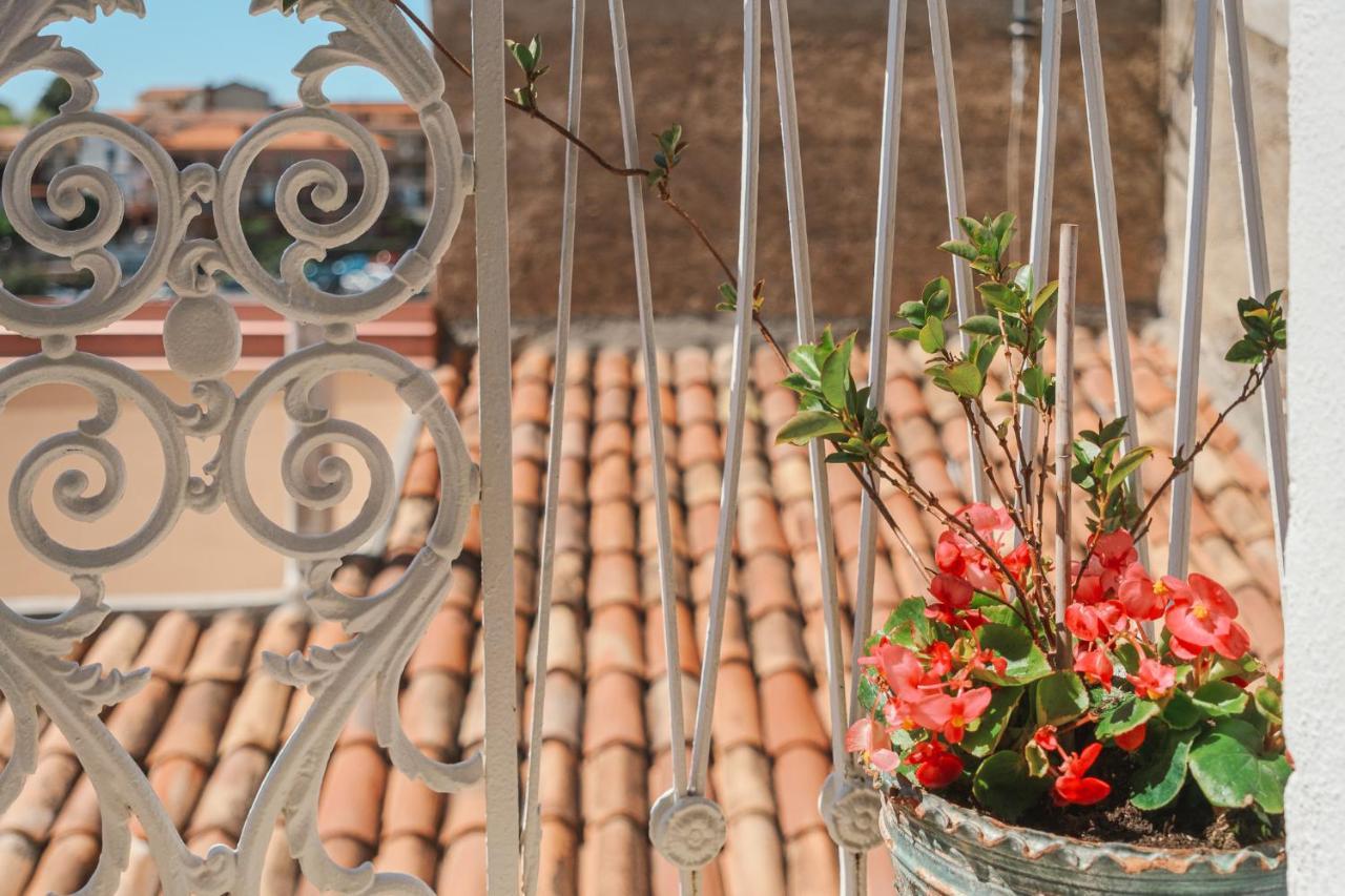 La Casa Nel Borgo Bed & Breakfast ซานนิโกลาอาร์เชลลา ภายนอก รูปภาพ